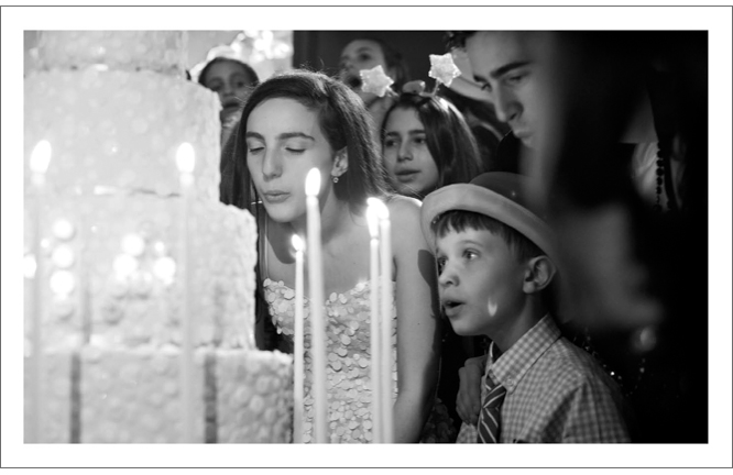 14-04.book v2.3.spread-37